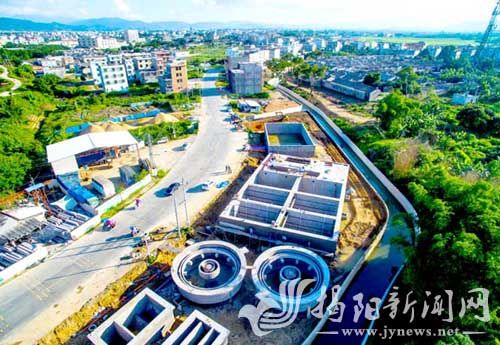 鳳江鎮(zhèn)全力開展水污染整治 持續(xù)改善水質(zhì)環(huán)境<轉載>